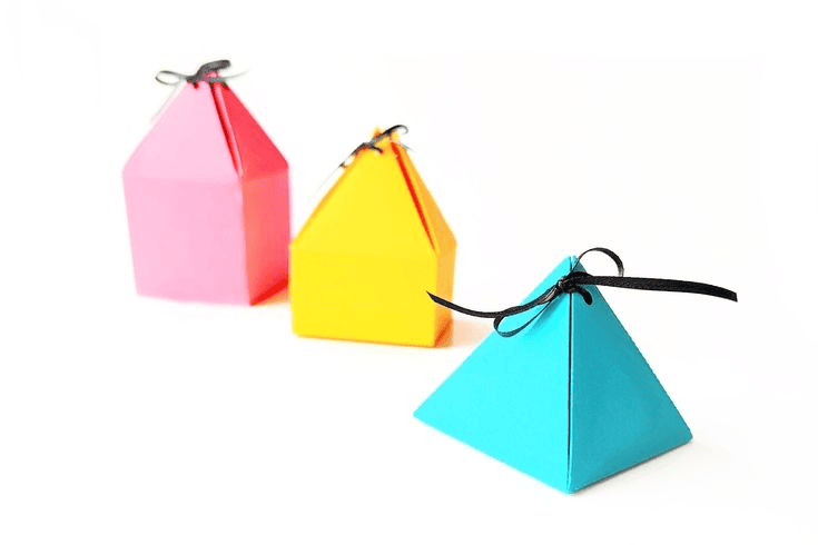 Custom Pyramid Boxes